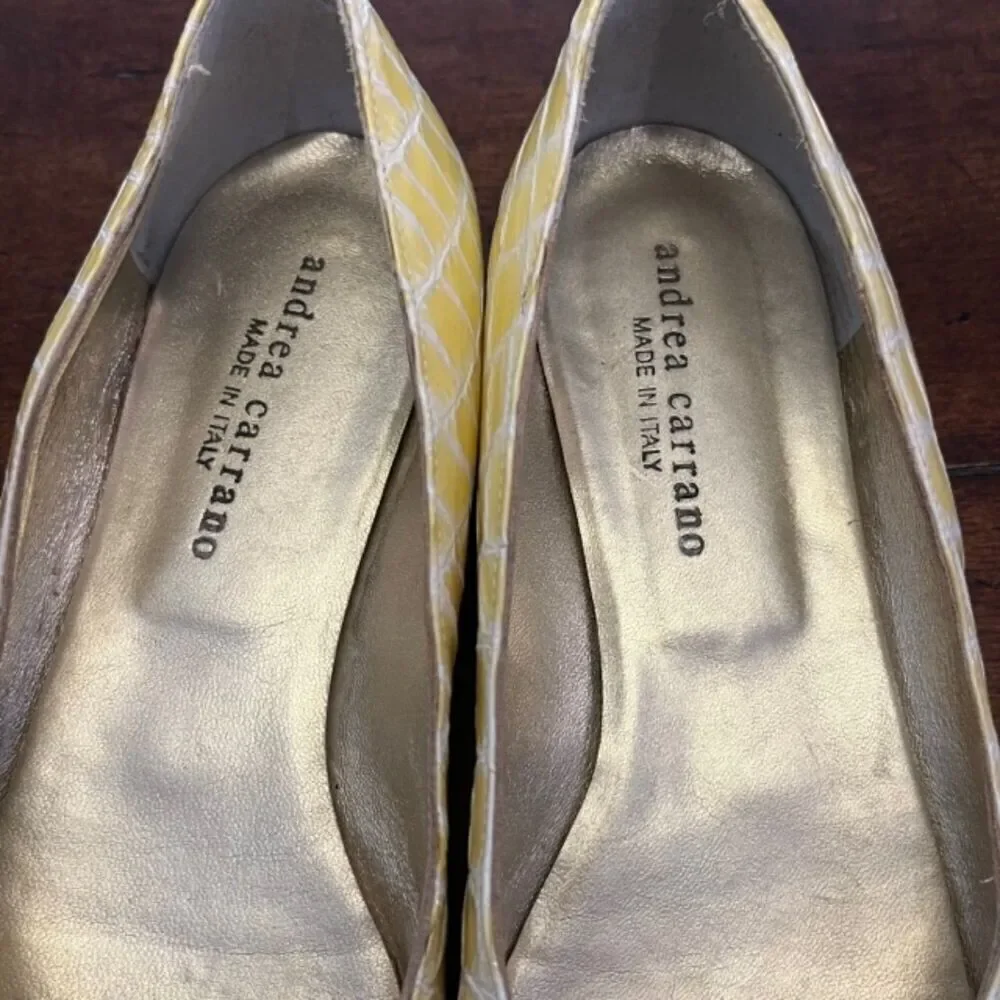 Andrea Carrano Women's Croc Textured flats Yellow Size 8.5‎